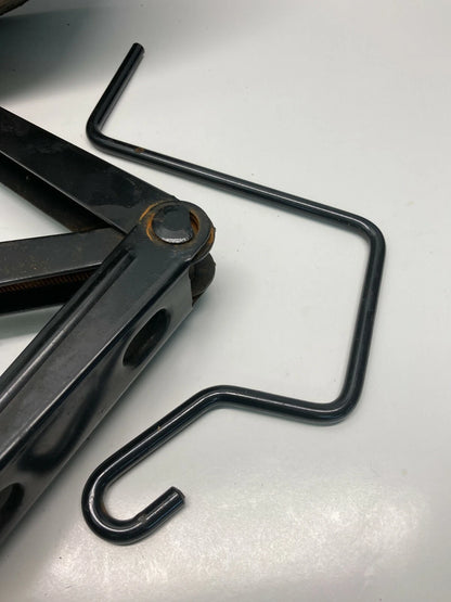 2005-2011 SAAB 9-3 SEDAN SPARE TIRE EMERGENCY JACK & TOOL KIT ASSY 13162851 OEM