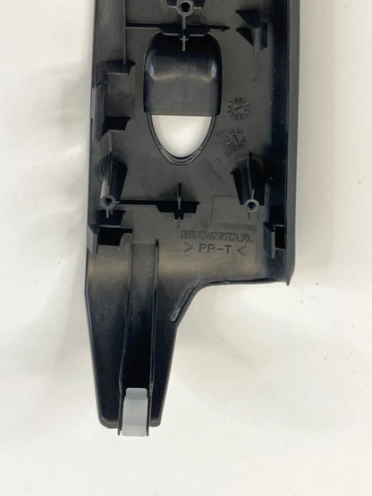 2006-2011 HONDA CIVIC SEDAN REAR RIGHT WINDOW SWITCH BEZEL TRIM SNA6-AO OEM
