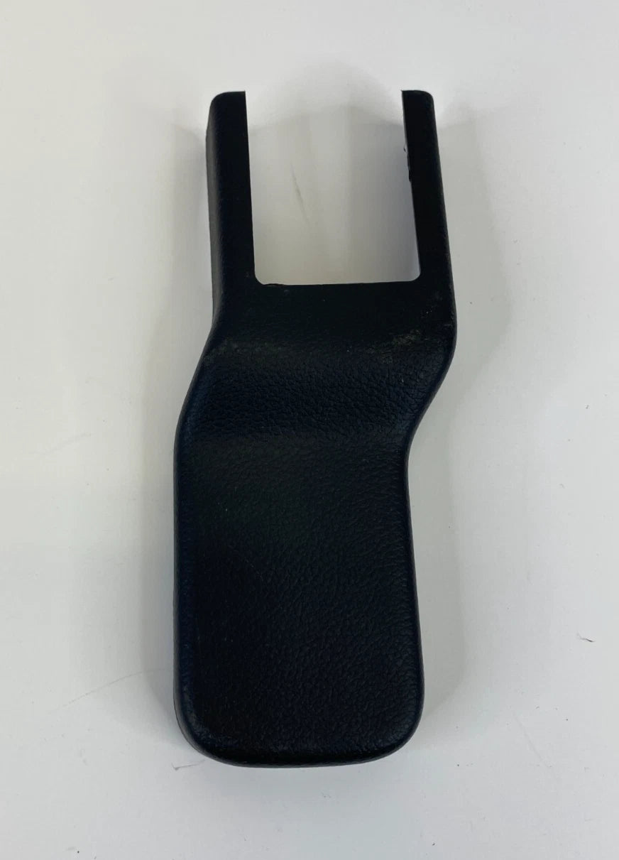 2010-2013 MAZDA 3 MAZDA3 FRONT RIGHT SEAT TRACK INNER COVER CAP BBP357041 OEM
