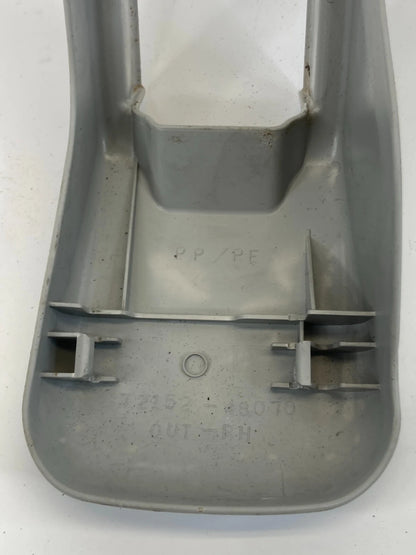 06-08 LEXUS RX400H REAR RIGHT SEAT TRACK OUTER COVER TRIM CAP 72152-48070 OEM