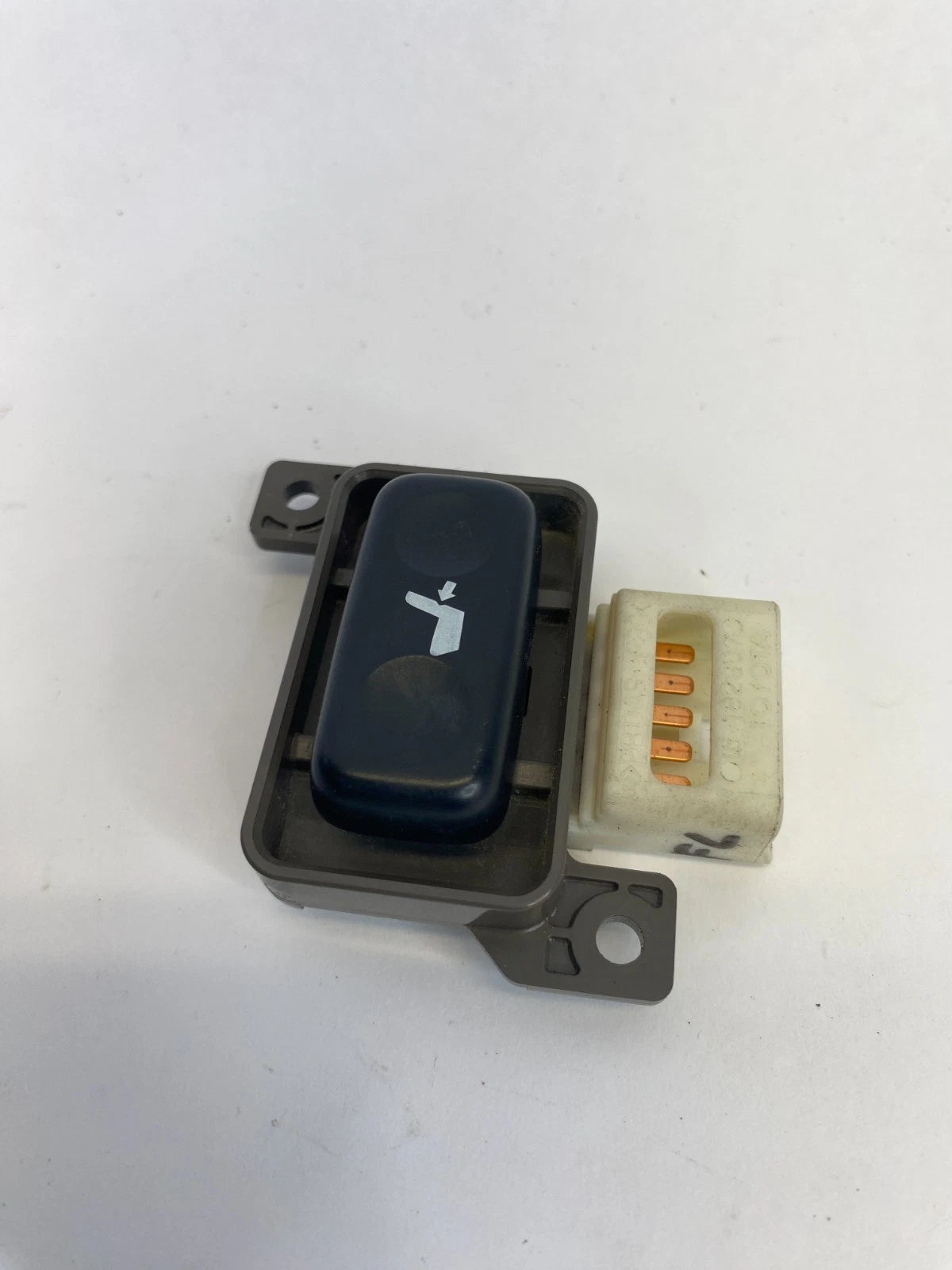 2006-2013 LEXUS IS250 FRONT LEFT SEAT ADJUSTMENT LUMBAR CONTROL SWITCH OEM