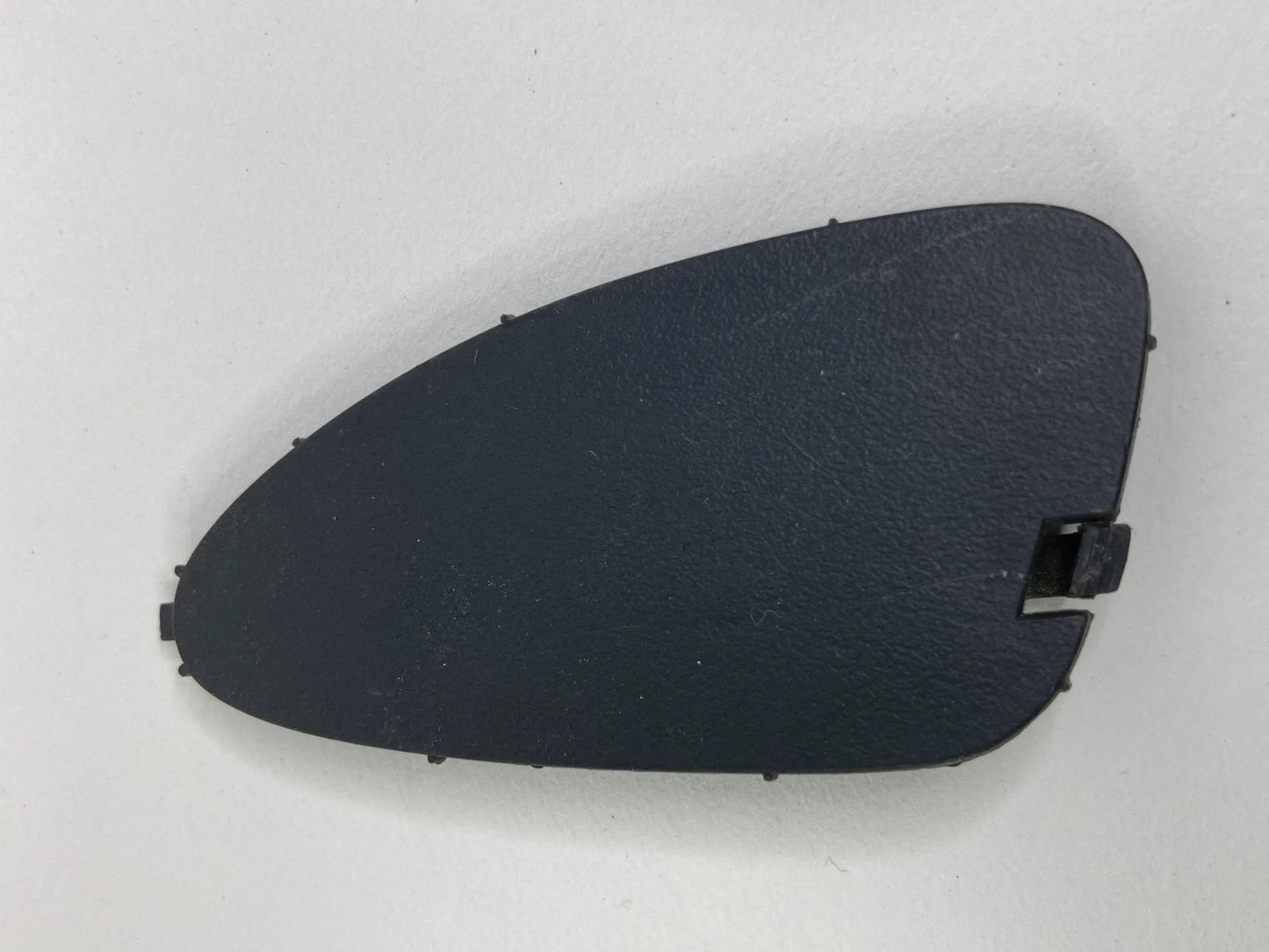 06-11 HONDA CIVIC REAR LEFT SIDE INNER DOOR HANDLE CAP SCREW COVER TRIM 43131XXX