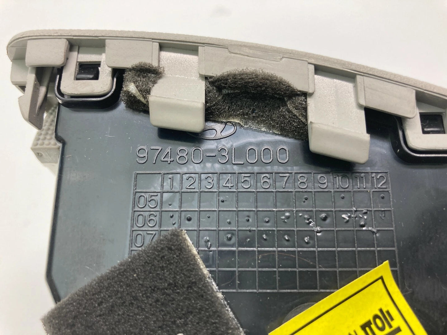 06 07 08 09 10 11 HYUNDAI AZERA LEFT DRIVER SIDE DASH A/C AIR VENT DUCT GRILLE