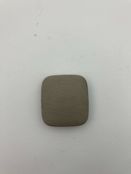 98-05 LEXUS GS300 LEXUS GS400 FRONT LEFT OR RIGHT SEAT BELT RETRACTOR CAP COVER