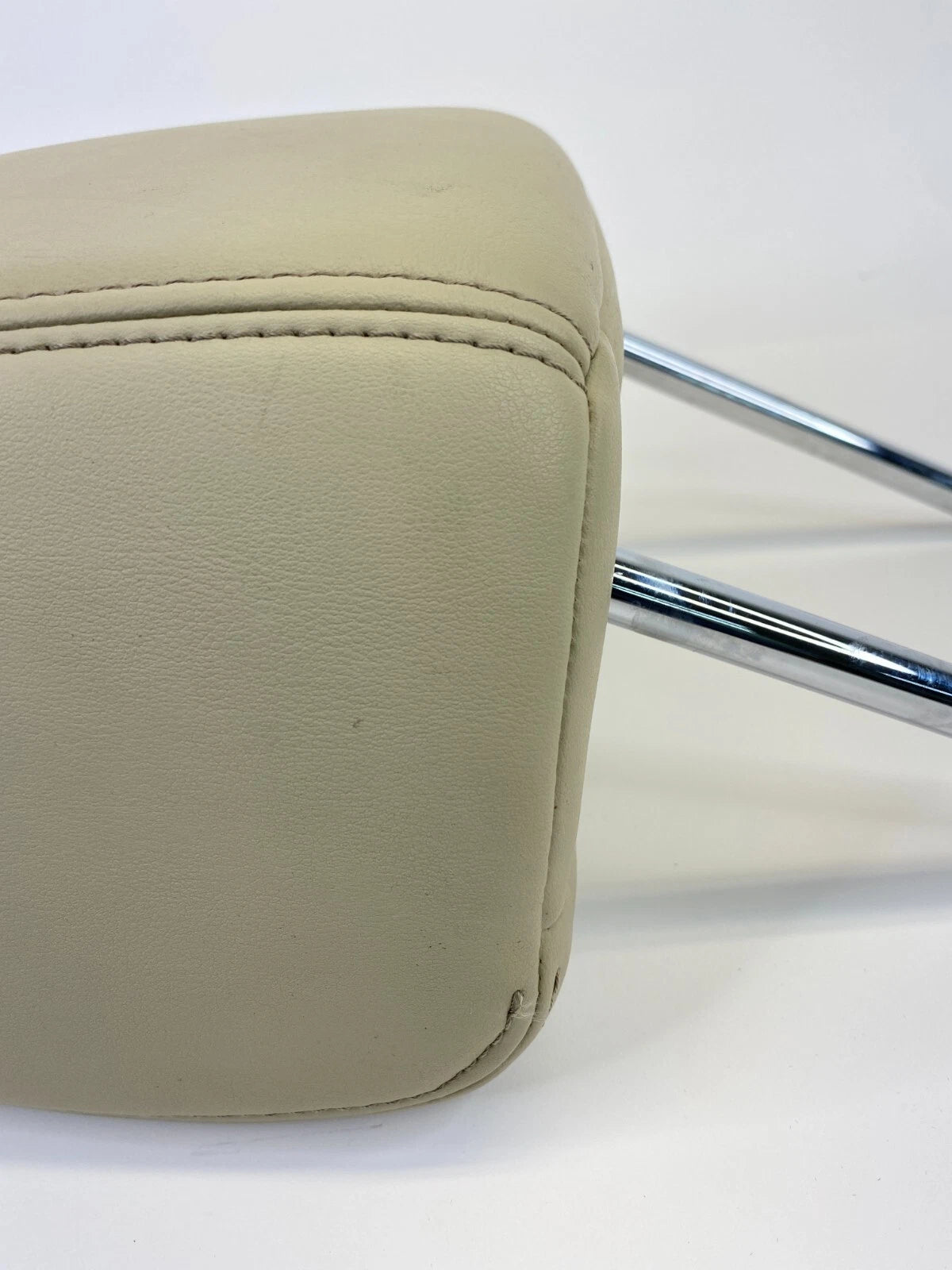 2006-2010 INFINITI M35 FRONT RIGHT PASSENGER SIDE SEAT HEADREST HEAD REST OEM