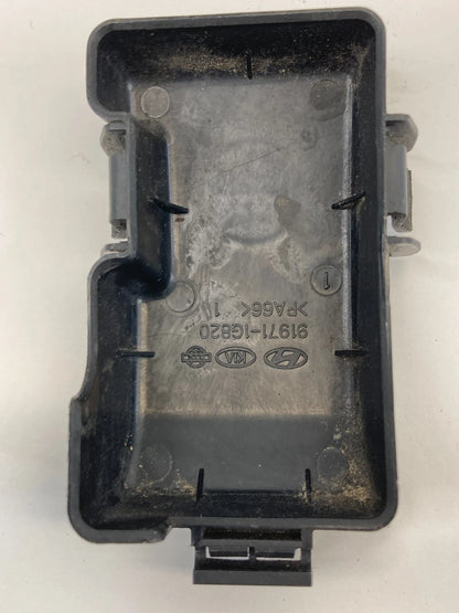 2009 09 HYUNDAI ACCENT BATTERY POSITIVE TERM TERMINAL CAP COVER TRIM PANEL OEM