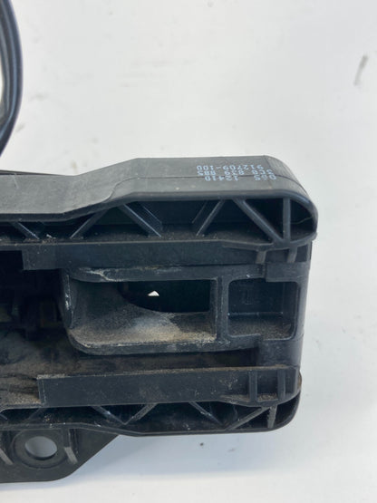 2009-2017 Volkswagen CC Rear Left Side Exterior Door Handle 3C8-839-885 OEM