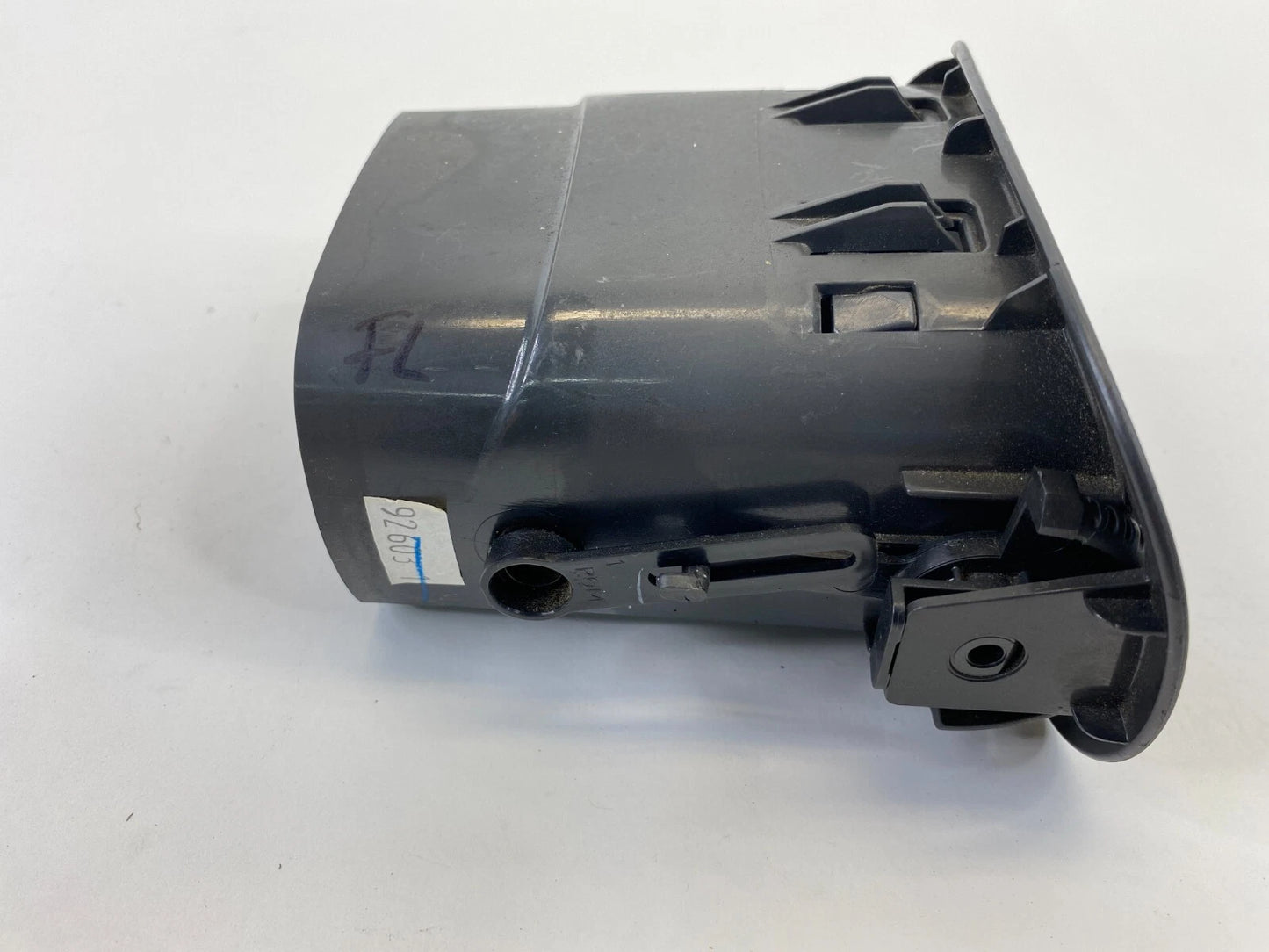 2004-2007 DODGE CARAVAN DASH LEFT DRIVER SIDE A/C AIR VENT OUTER 0SC91TRMAA OEM