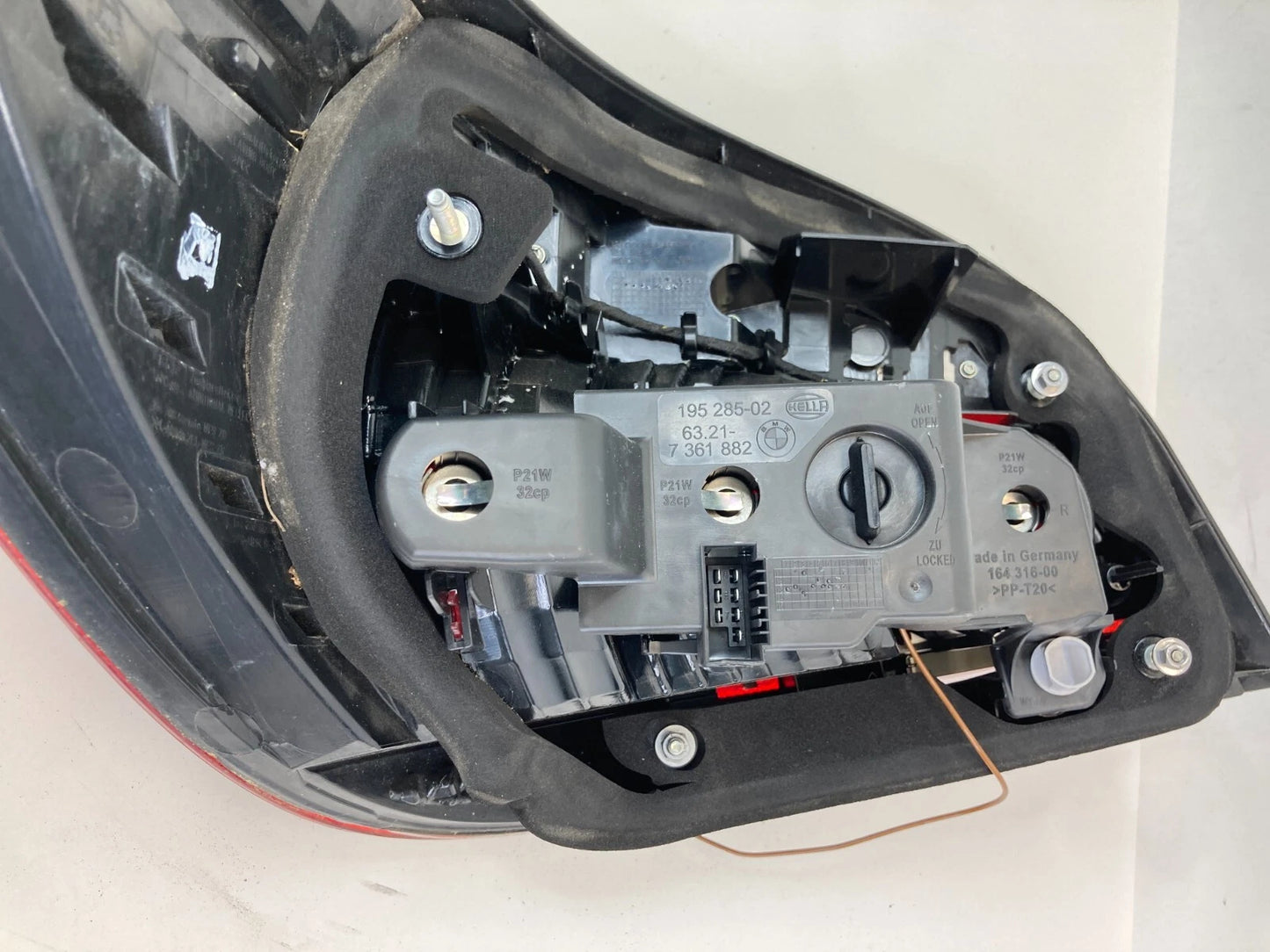 2008-2010 BMW 550i 528I 535I XDRIVE M5 REAR RIGHT SIDE TAILLIGHT TAIL LAMP ASSY