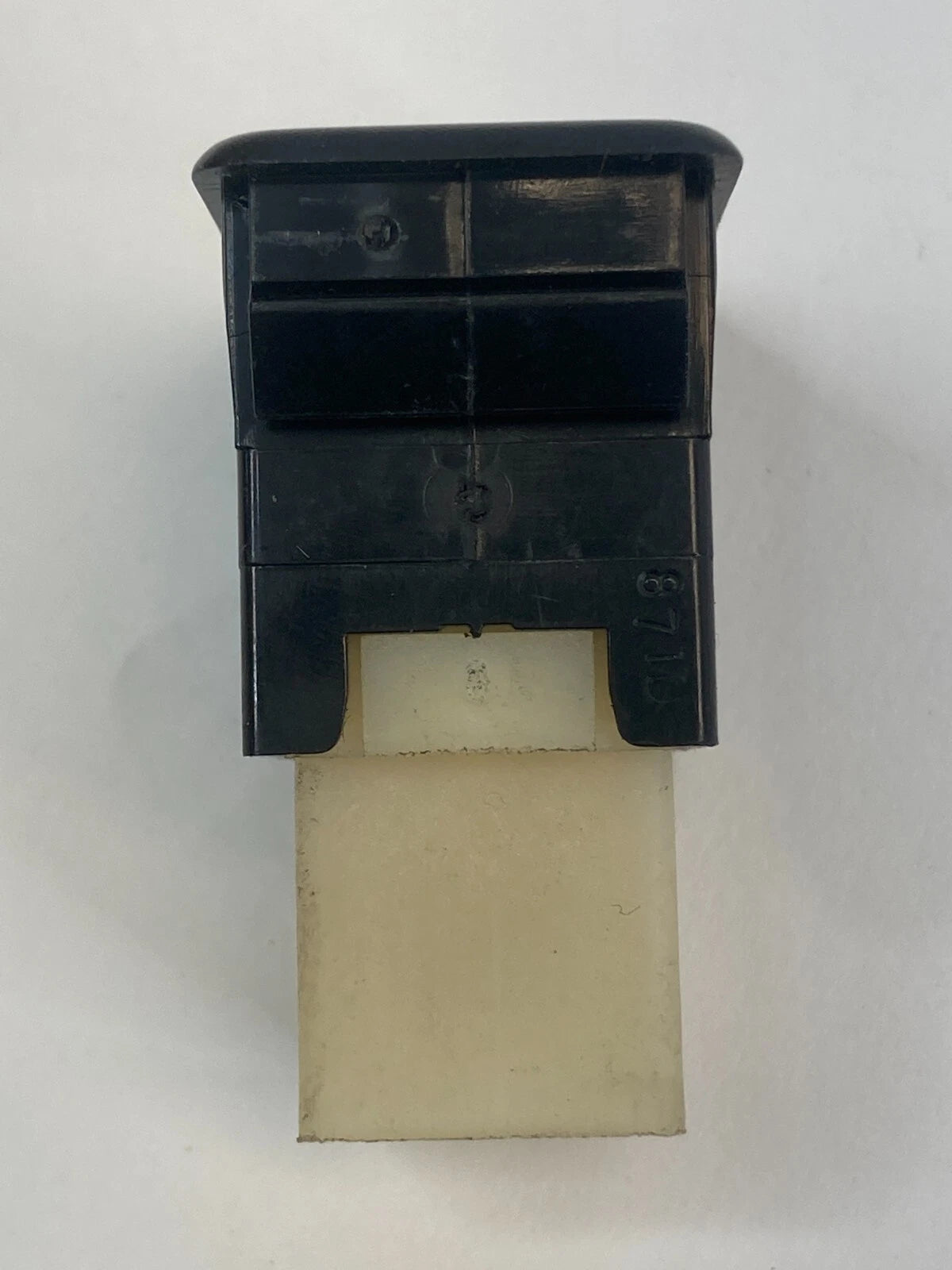 2007-2012 NISSAN ALTIMA TRUNK LID RELEASE OPENER CONTROL SWITCH BUTTON OEM
