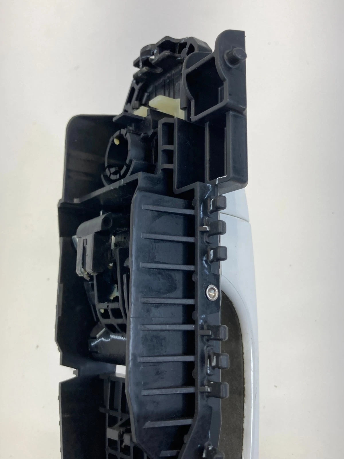 2013-2016 Dodge Dart Rear Right Side Exterior Door Handle P68084836AD OEM