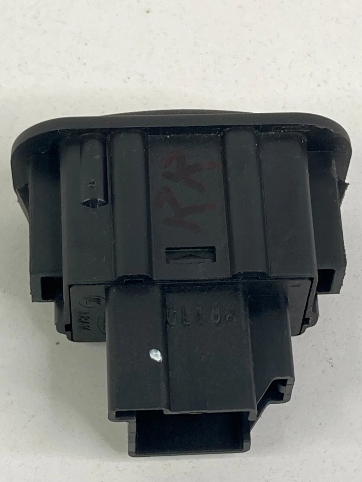 2010-2019 LINCOLN MKT REAR RIGHT SEAT RELEASE ADJUSTER SWITCH BUTTON 8A4T-14B178