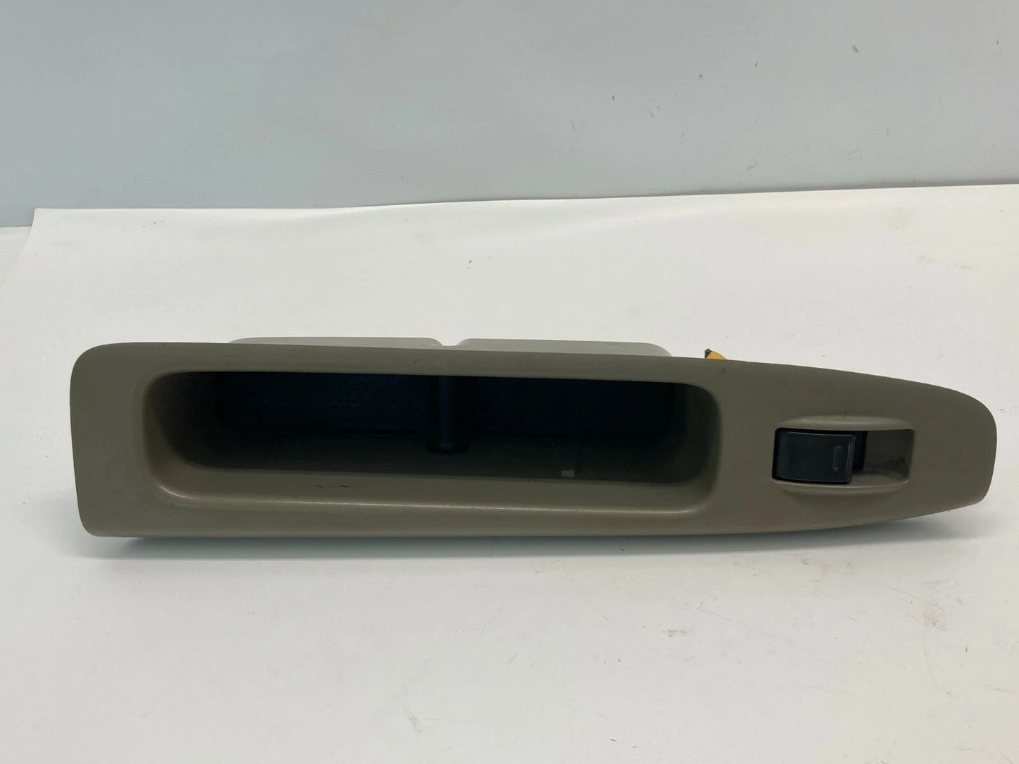 02 03 04 05 06 TOYOTA CAMRY REAR LEFT SIDE WINDOW SWITCH W/ BEZEL 74272-A010 OEM
