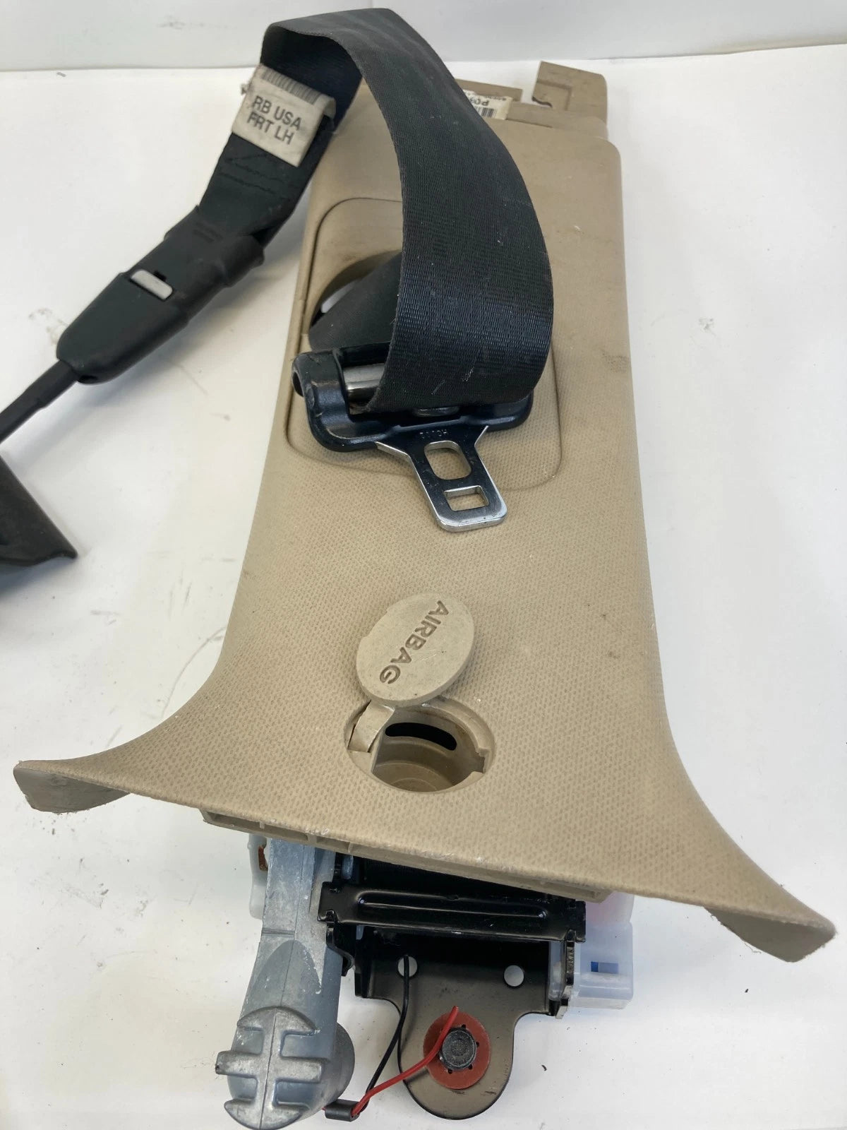 2012-2017 HYUNDAI ACCENT FRONT LEFT DRIVER SEAT BELT RETRACTOR FR LH 88870-1R600