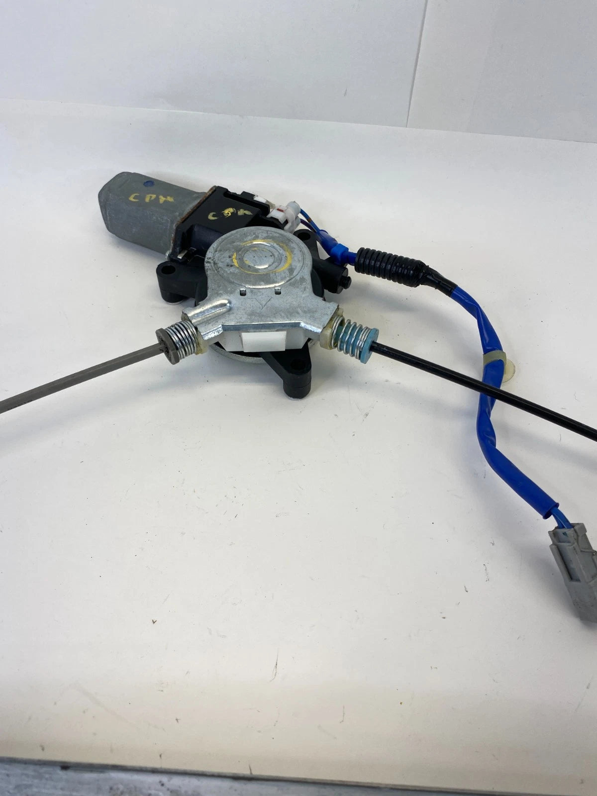 2003-2008 HONDA PILOT FRONT RIGHT SIDE DOOR WINDOW REGULATOR W /MOTOR OEM