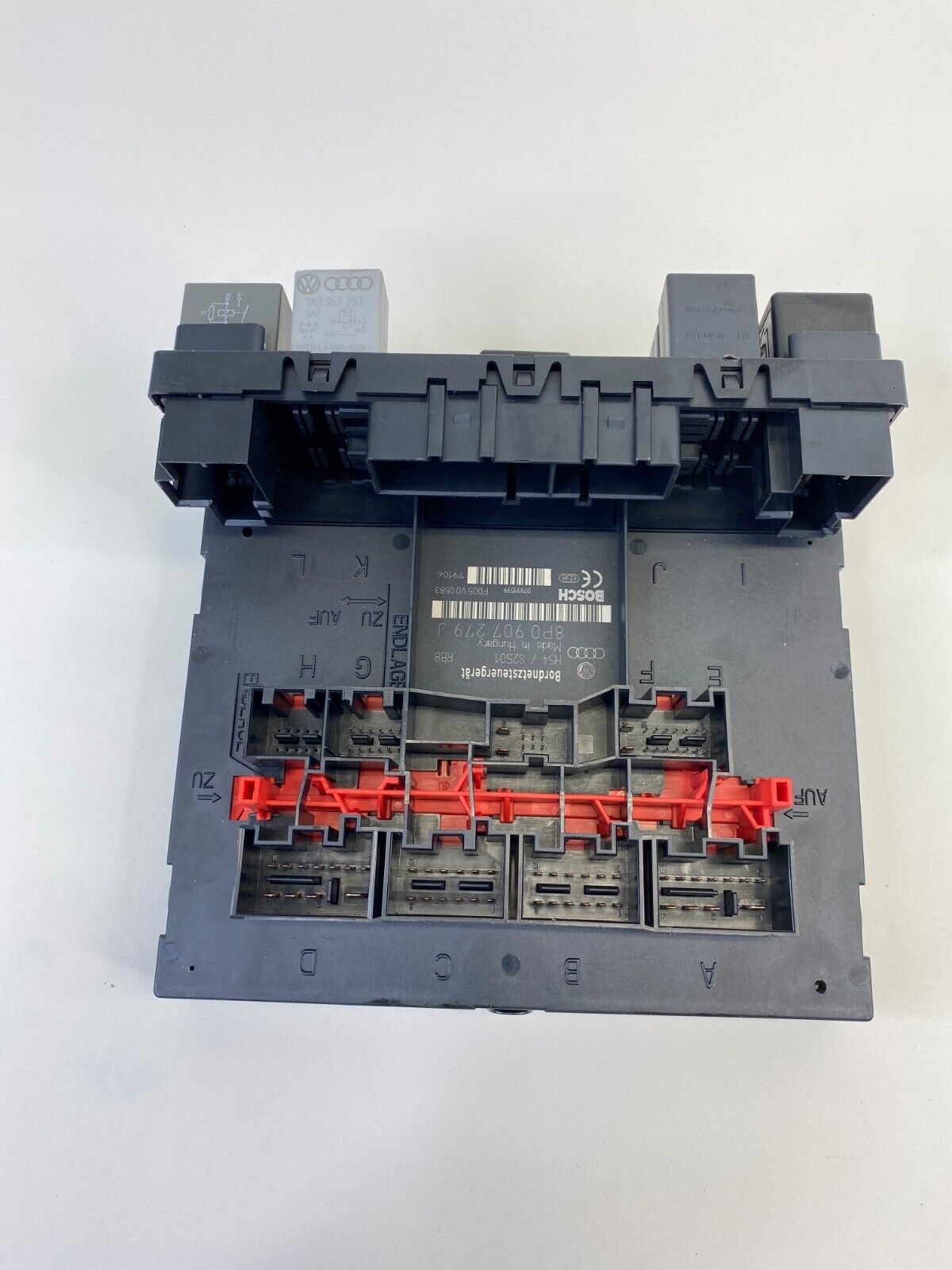 2008 Audi A3 2.0L L4 M/T Onboard Supply Control Module Fuse Box 8P0 907 279 J