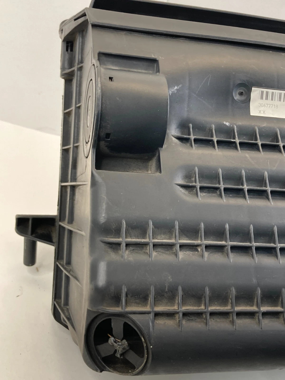 2012-2016 VOLVO S60 2.5L AIR CLEANER INTAKE BOX ASSEMBLY OEM FACTORY 30677718