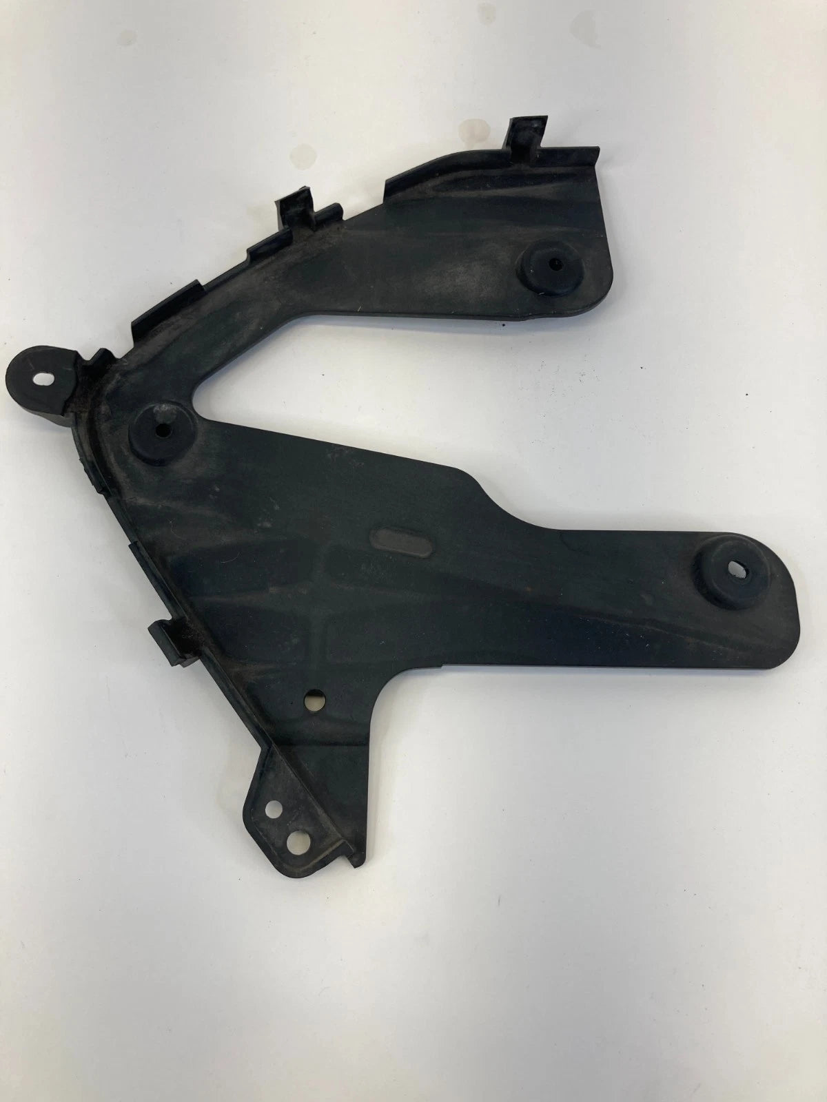 2011-2015 Hyundai Sonata Hybrid Front Bumper Right Side Bumper Bracket RH OEM