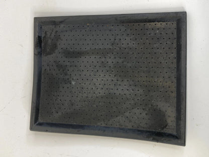 04-08 PONTIAC GRAND PRIX CENTER CONSOLE STORAGE RUBBER MAT INSERT OEM 100256