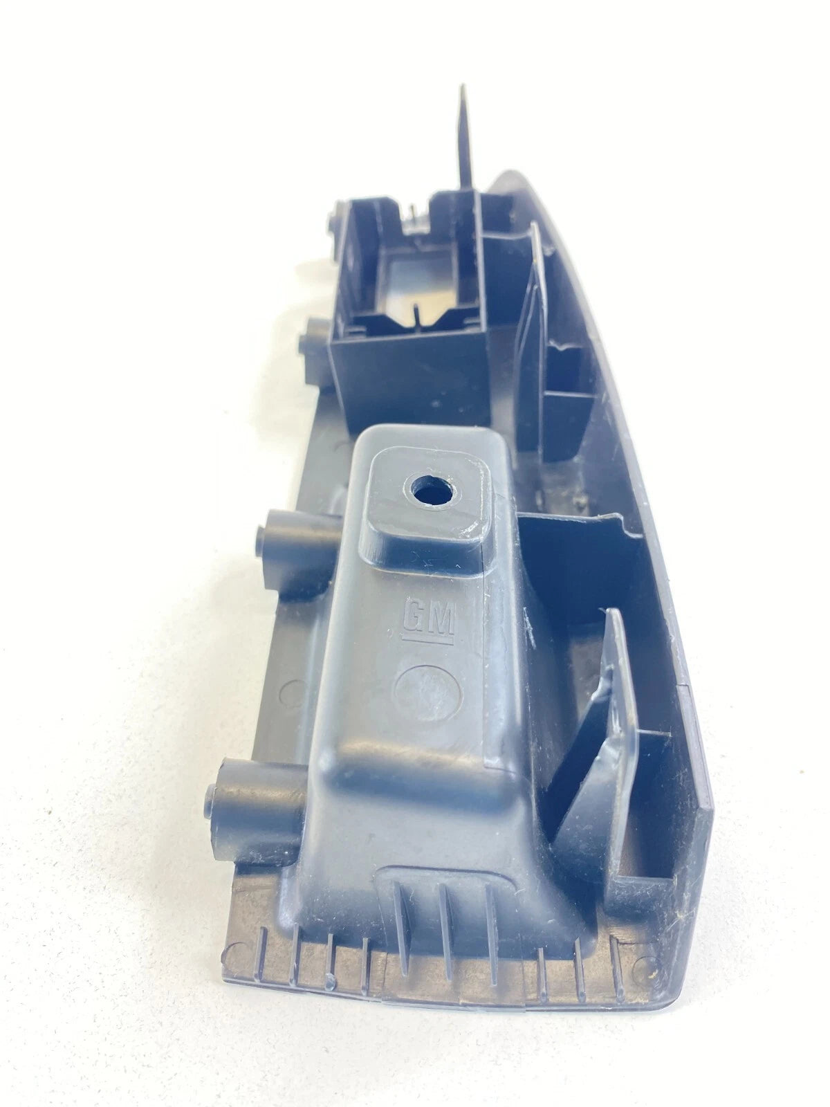 2011-2015 CHEVROLET CRUZE REAR RIGHT DOOR WINDOW SWITCH BEZEL TRIM OEM 877569434