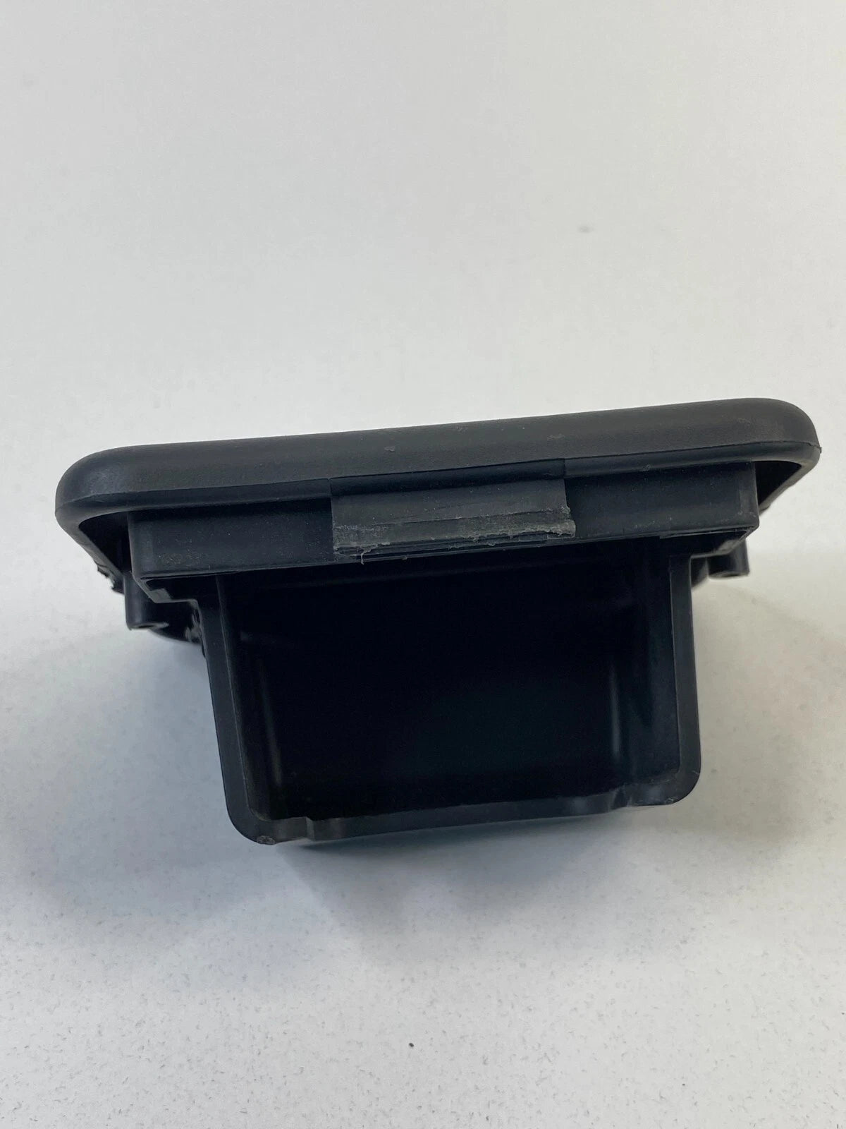 11-14 HYUNDAI SONATA REAR SEAT CHILD ANCHOR HOOK COVER CAP TRIM OEM