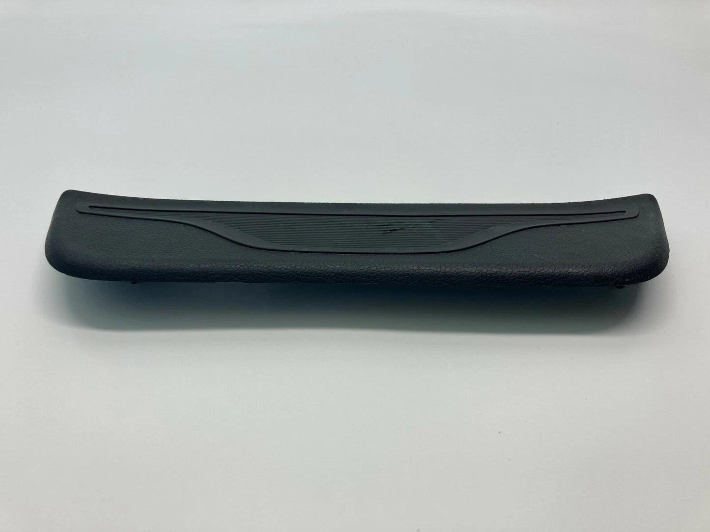 11-15 HYUNDAI ELANTRA REAR LEFT DOOR TRIM STEP SILL SCUFF PLATE 85877-3Y000 US