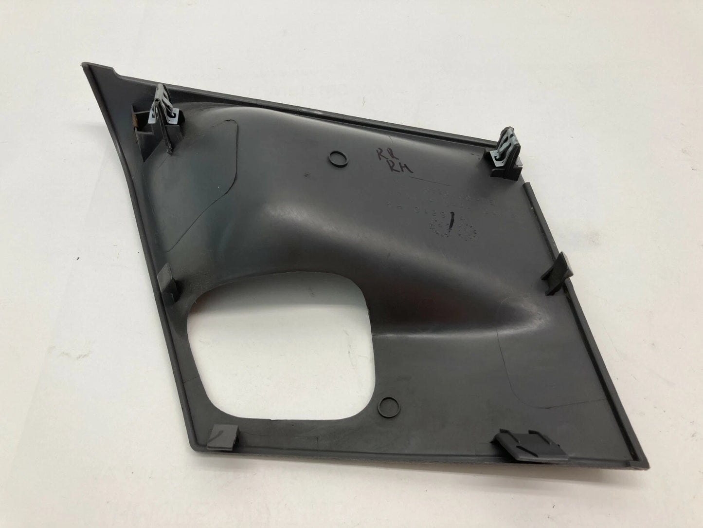 02-05 FORD EXPLORER REAR RIGHT INNER DOOR HANDLE COVER BEZEL TRIM 1L2478226A00BE
