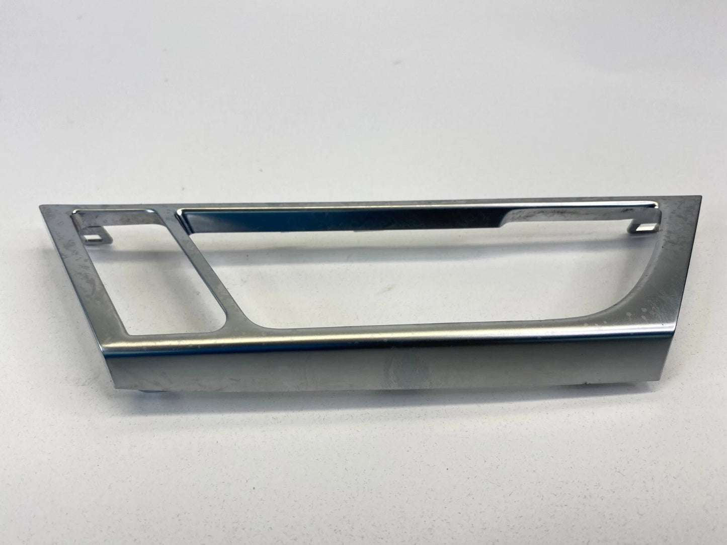2005-2011 AUDI A6 QUATTRO REAR RIGHT INTERIOR DOOR HANDLE BEZEL TRIM 4F0867498
