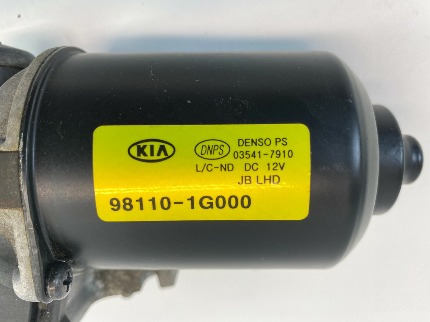 2006-2011 Hyundai Accent Front Wiper Motor Assembly 98110-1G000