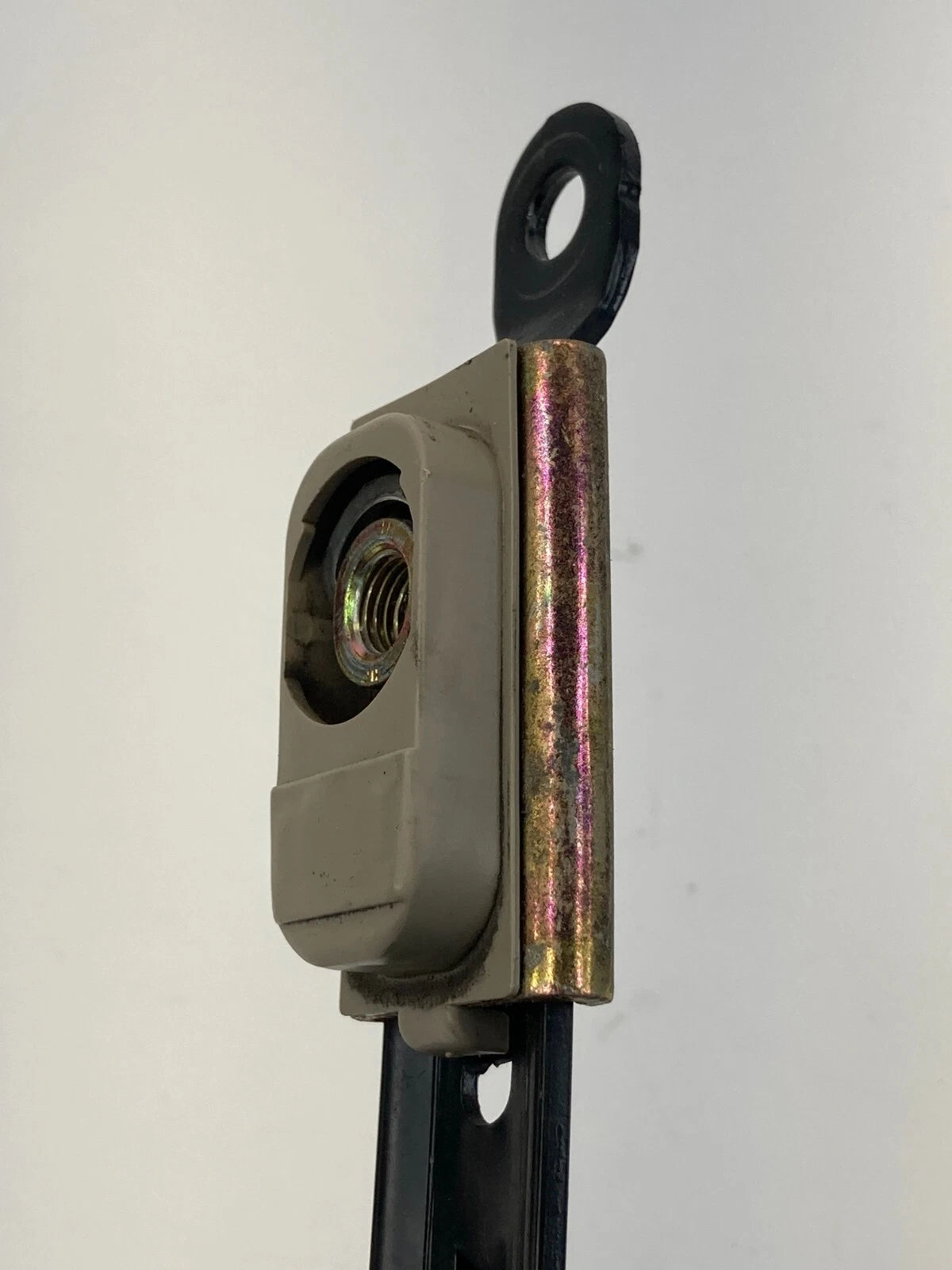1998-2002 TOYOTA COROLLA FRONT RIGHT SIDE SEAT BELT HEIGHT UPPER ADJUSTER OEM
