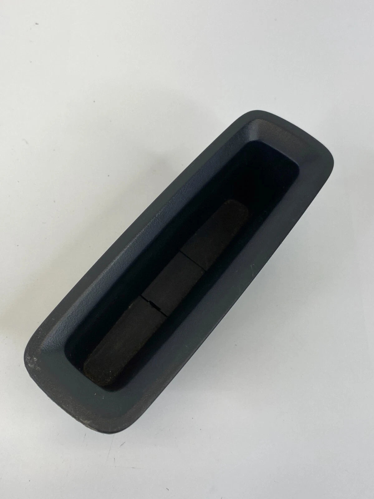 2009-2011 DODGE JOURNEY REAR LEFT SIDE DOOR PULL POCKET STORAGE 100000857 OEM