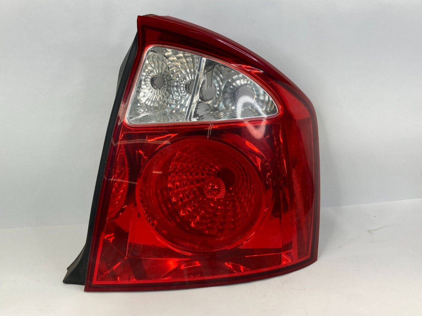 04-06 Kia Spectra Sedan Rear Right Passenger Side Taillight Tail Light Lamp OEM