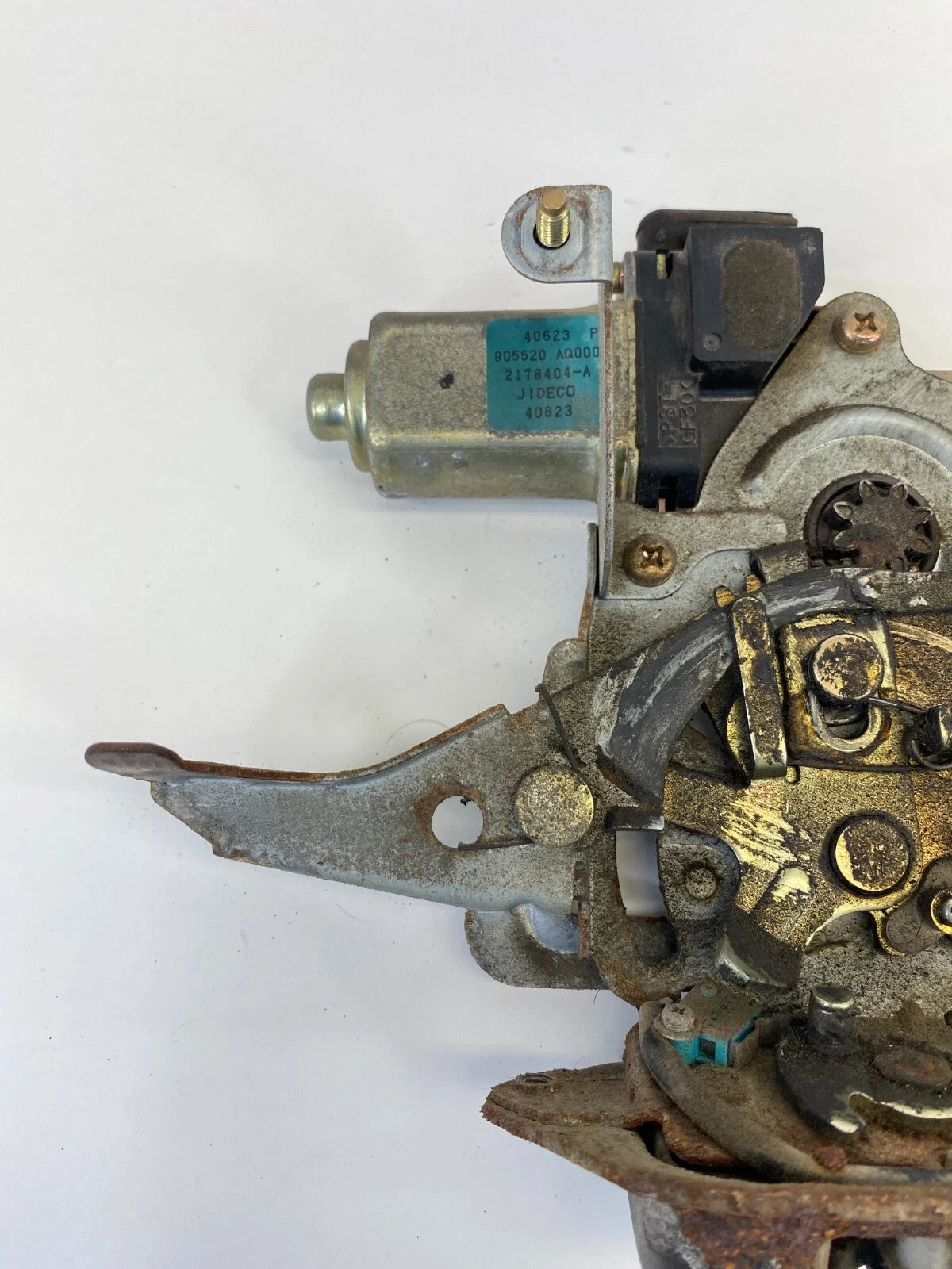 05-15 NISSAN ARMADA REAR TAILGATE HATCH LOCK LATCH ACTUATOR MOTOR 905520AQ00 OEM