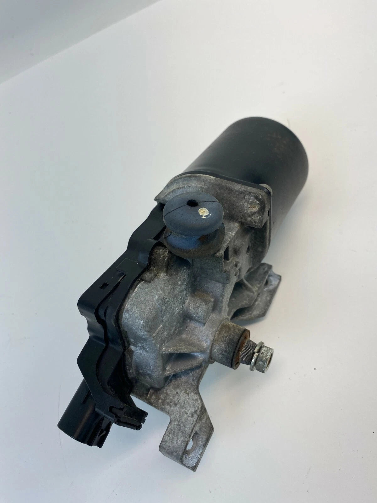 2006-2009 MERCURY MILAN FORD FUSION FRONT WINDSHIELD WIPER MOTOR 6E5317566AE OEM