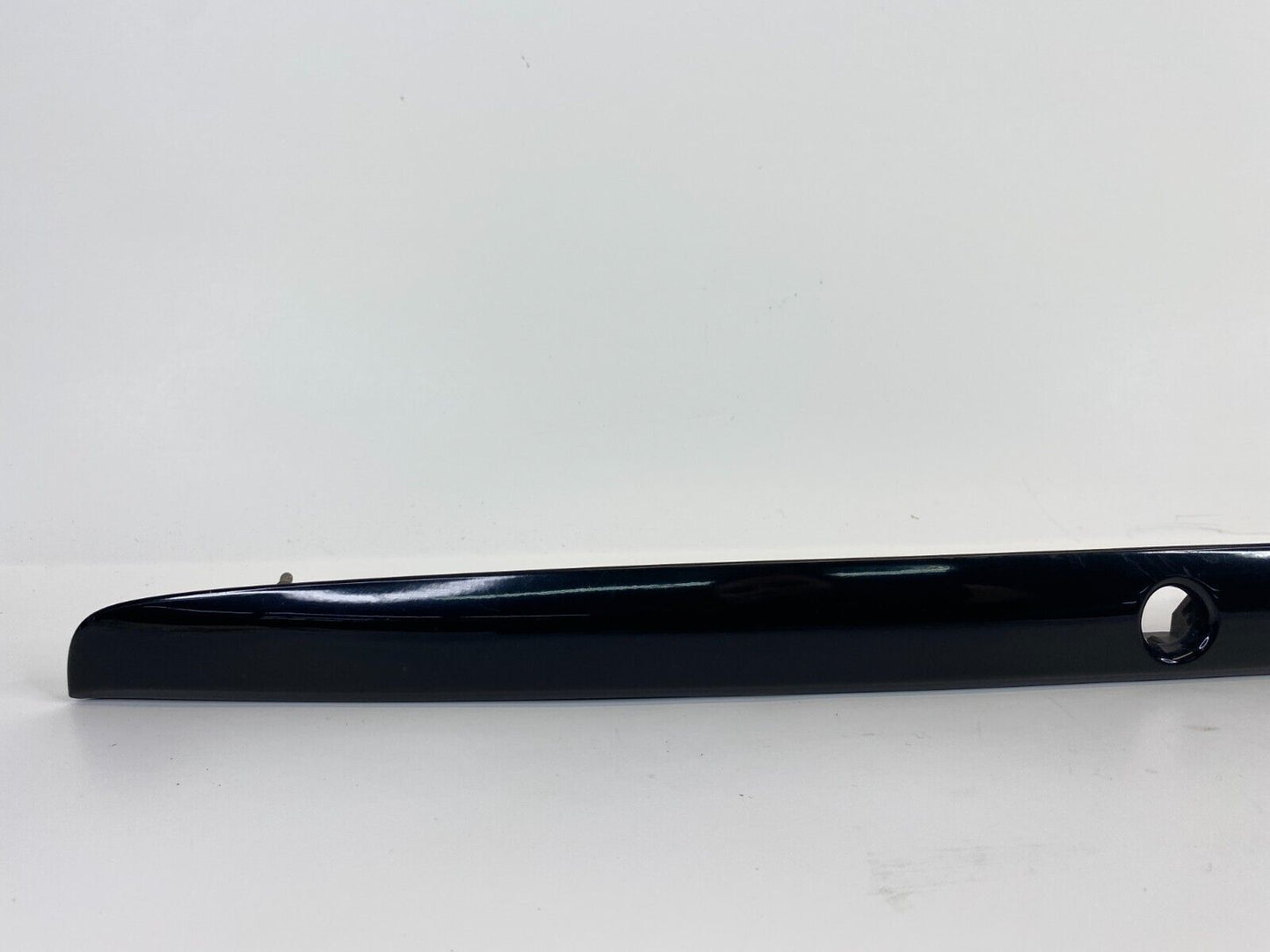 1998-2005 Lexus GS300 Trunk Lid Handle Exterior Molding Panel Trim 76811-30040