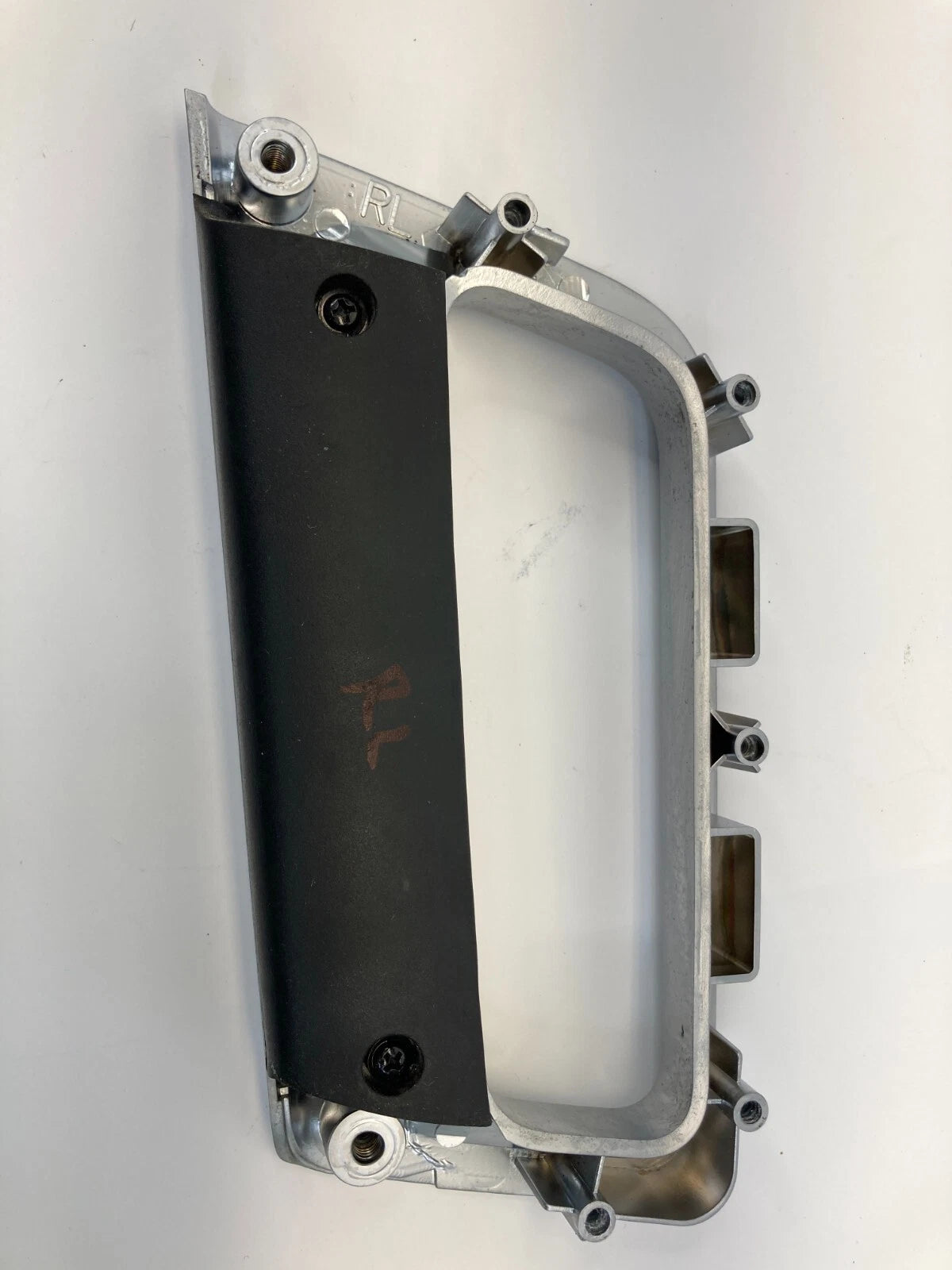 12-15 CHEVROLET CAPTIVA SPORT REAR LEFT SIDE INNER DOOR PULL HANDLE TRIM BEZEL