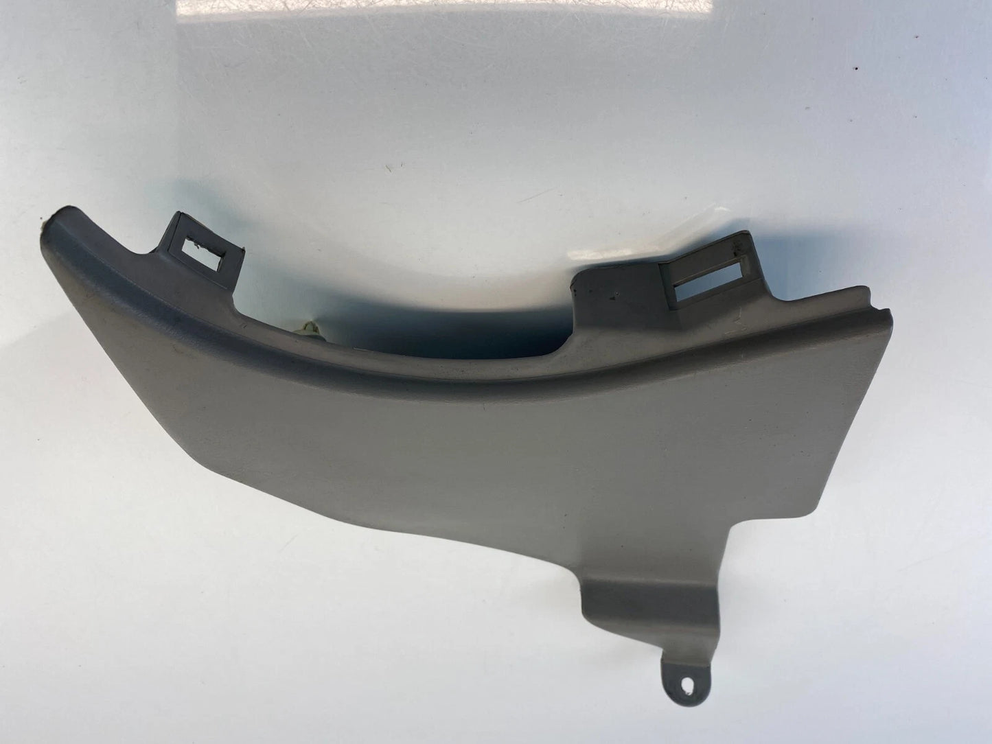 2001-2003 TOYOTA HIGHLANDER FRONT LEFT LOWER KICK COWL PANEL COVER 62102-48010