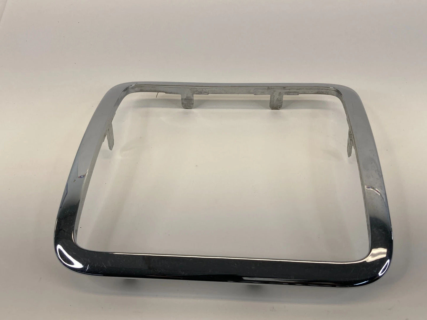 2005-2007 JEEP GRAND CHEROKEE CENTER CONSOLE BEZEL TRIM SHIFTER RIN CHROME