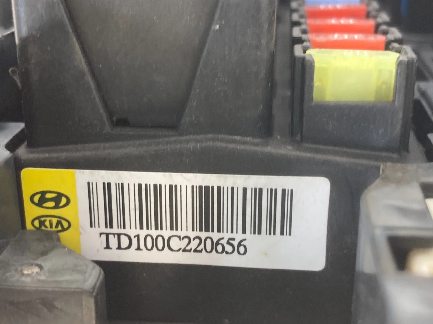 10 11 12 13 KIA FORTE ENGINE ROOM FUSE RELAY BOX UNIT ASSEMBLY 1002120617 OEM