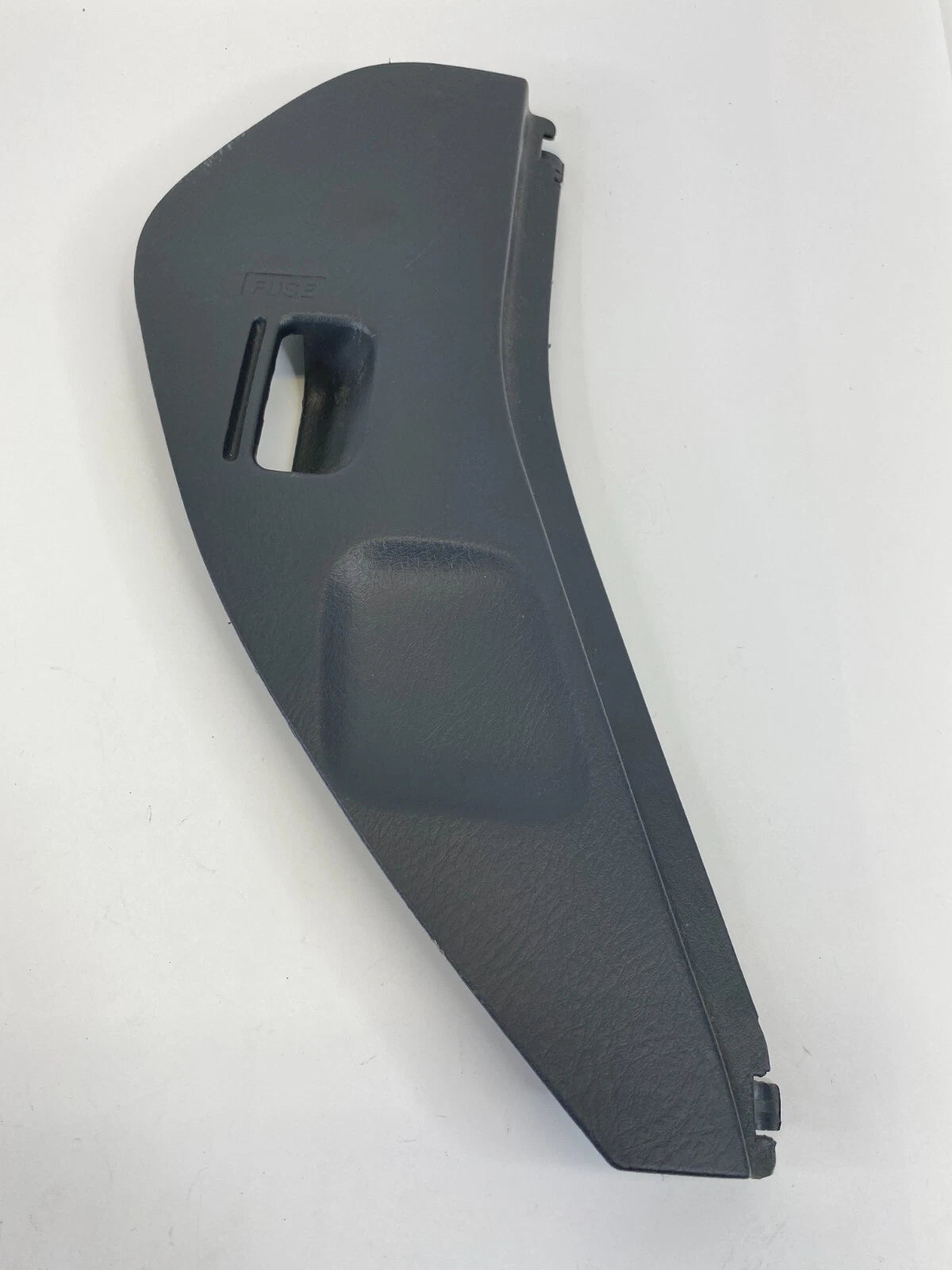 98 99 00 01 02 HONDA ACCORD DASH PANEL RIGHT FUSE BOX DOOR TRIM COVER 77211S84