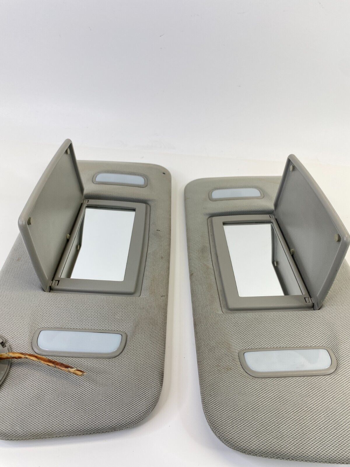 2010-2017 Chevrolet Chevy Equinox Sunvisor Sun Visor Shade Pair Set OEM