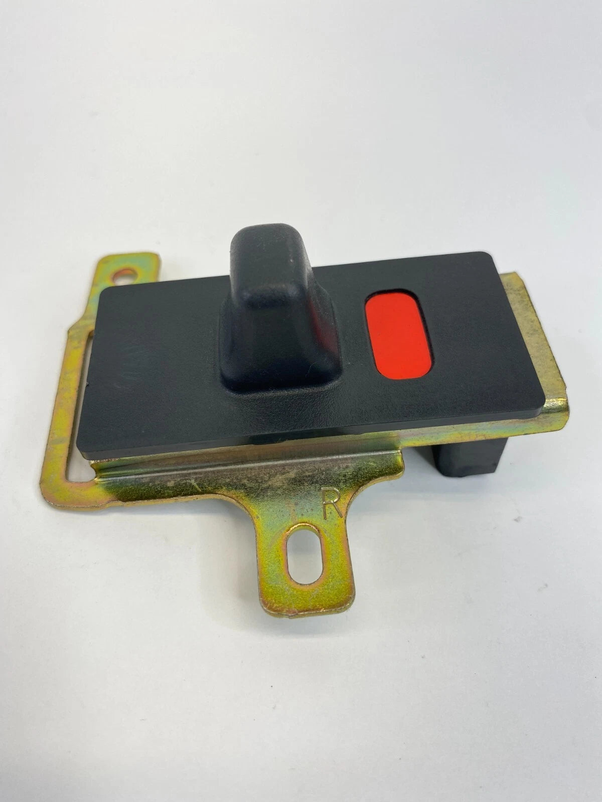 99-04 HONDA ODYSSEY REAR RIGHT SIDE SLIDING DOOR LOCK BUTTON SWITCH RR RH OEM