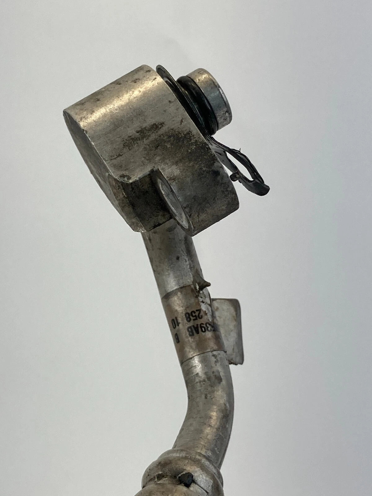 2009-2020 DODGE JOURNEY A/C REFRIGERANT DISCHARGE LINE HOSE TUBE OEM