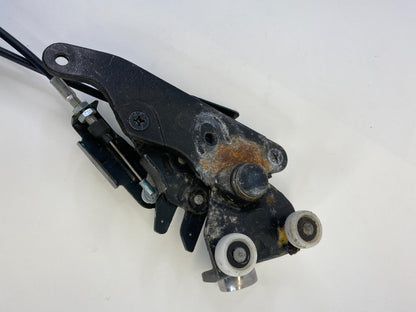 05 06 07 08 09 10 Honda Odyssey Rear Door Left Lower Sliding Hinge Roller OEM