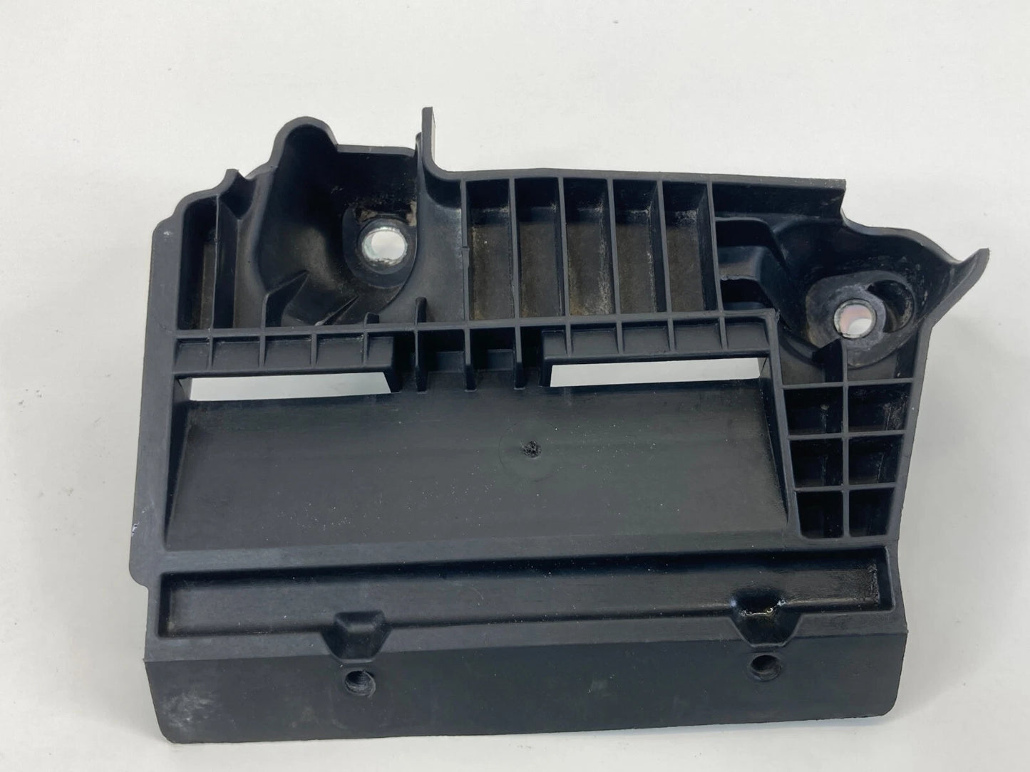 2015-2024 FORD EDGE 13-20 FUSION BATTERY TRAY HOLDER MOUNT BRACKET DG9310663 OEM