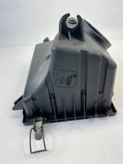 2005-2007 FORD ESCAPE 2.3L AIR CLEANER INTAKE FILTER BOX LOWER HOUSING 9L849A600