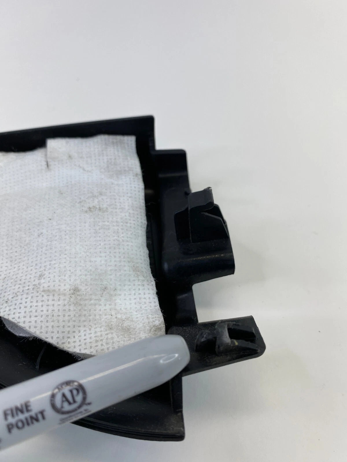 2006-2014 HONDA RIDGELINE FRONT LEFT MIRROR INNER CORNER TRIM OEM 76270-SJC-A001