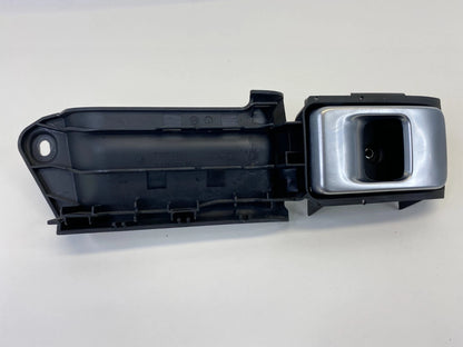 2003-2005 RANGE ROVER REAR LEFT DRIVER INSIDE INTERIOR DOOR HANDLE OEM 7026621