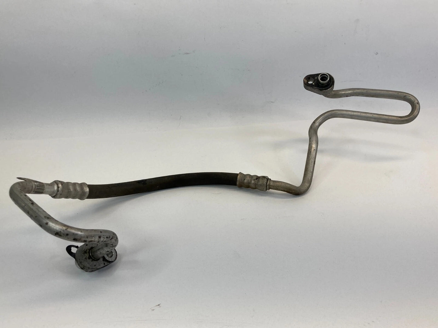 03 04 CHRYSLER TOWN & COUNTRY AC REFRIGERANT DISCHARGE HOSE LINE 04677492AA OEM