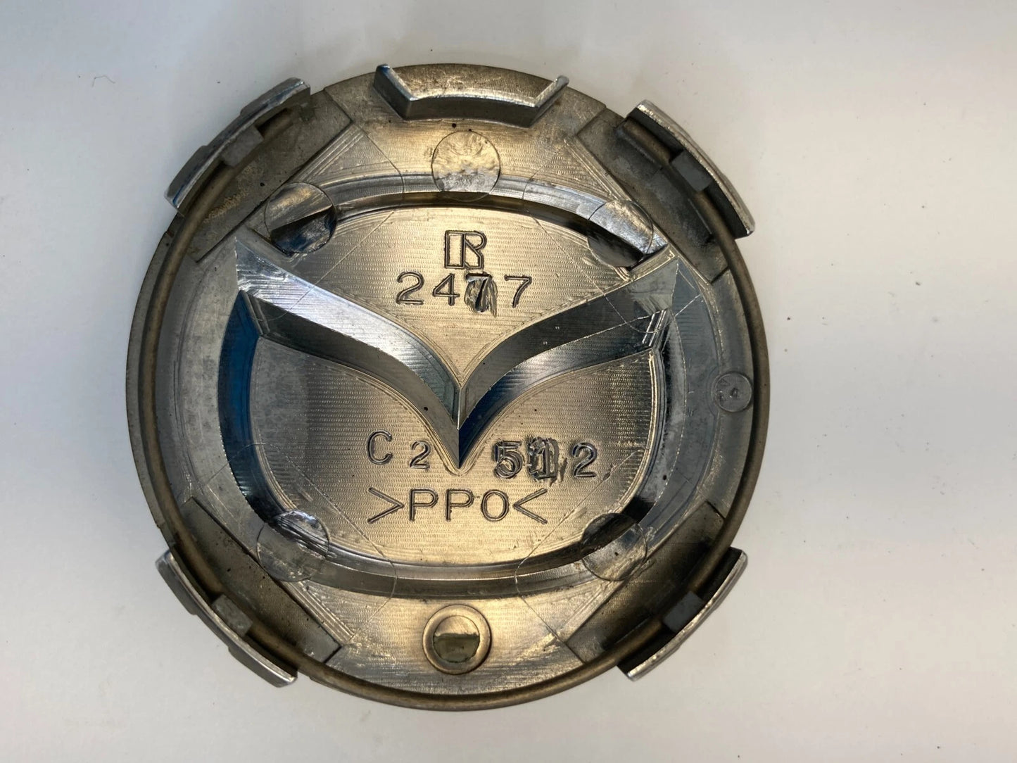 MAZDA WHEEL CENTER CAP HUB CAP HUBCAP CHROME ASSEMBLY 2477 OEM